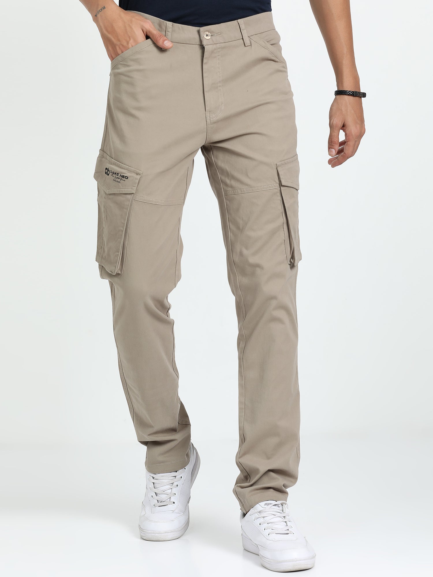 Check styling ideas for「Cargo Pants」| UNIQLO US