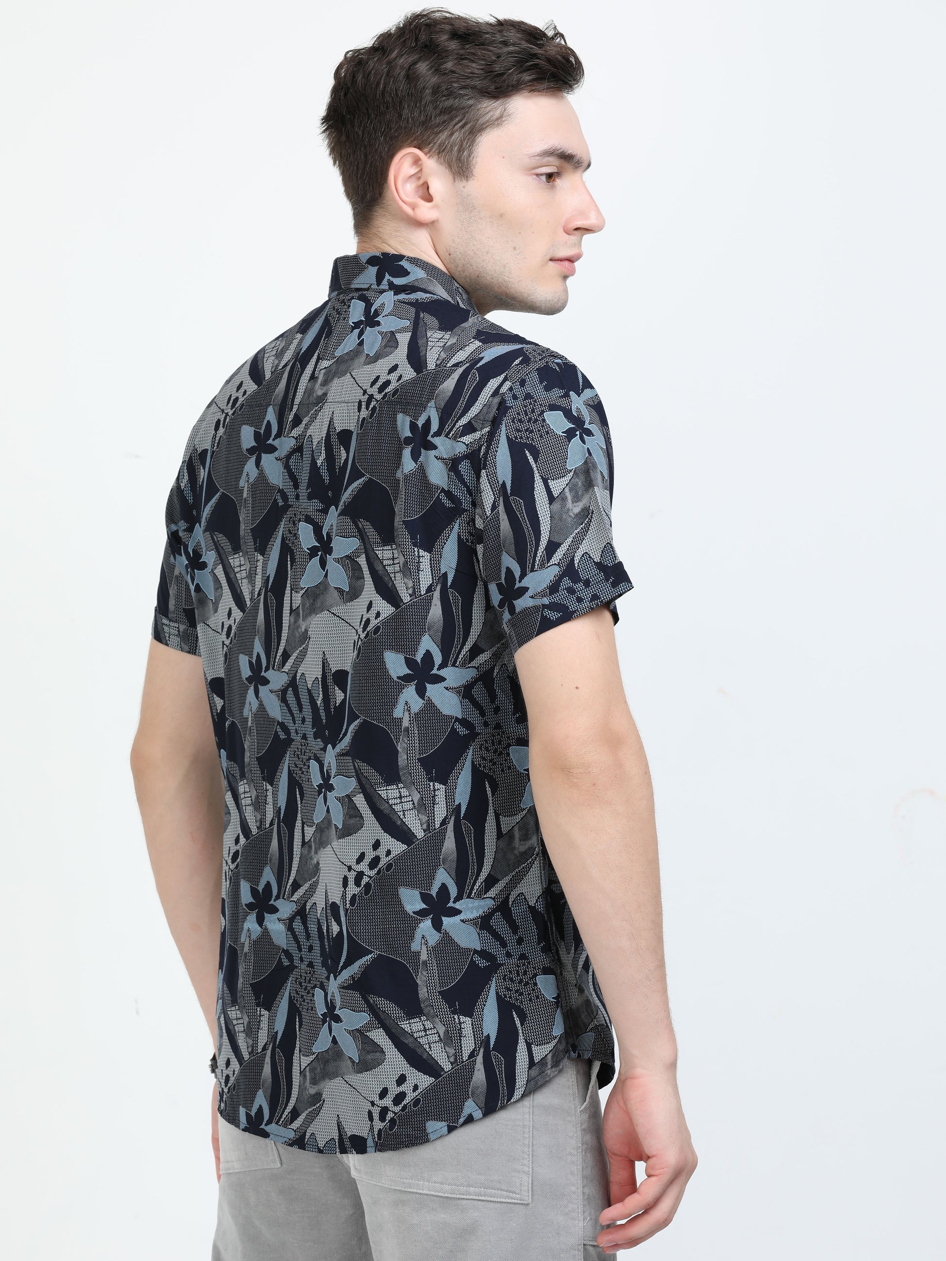 Blue Bayoux Abstract Printed Shirt for Men 