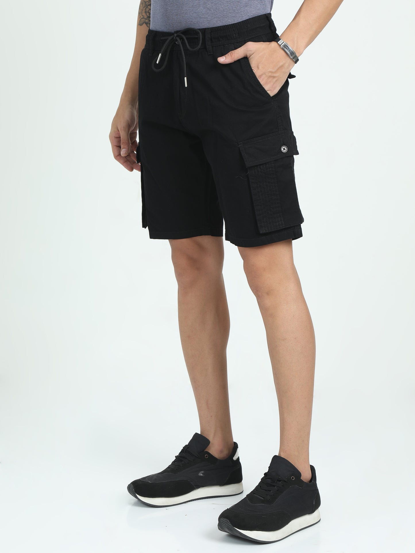 RELAXED PRO CARGO SHORTS-BLACK