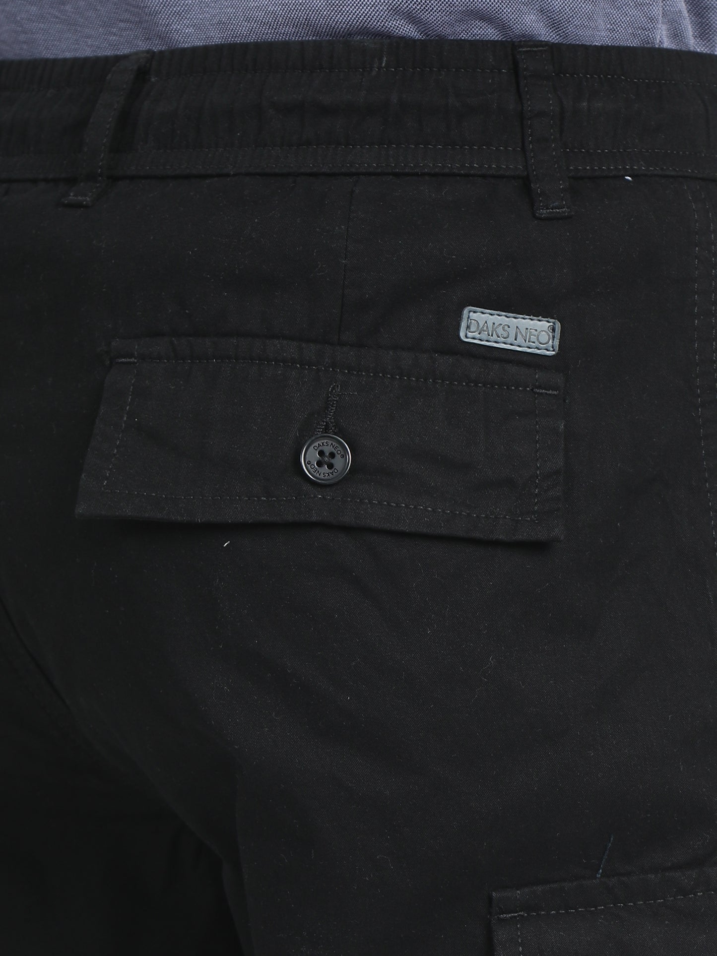 RELAXED PRO CARGO SHORTS-BLACK